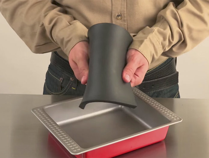 694x524-flex-seal-liquid-rubber.jpg?Revision=DZj1&Timestamp=PnKxFx