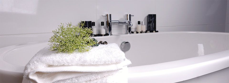 960x350-bathtub.jpg?Revision=8Hj1&Timestamp=85BxFx